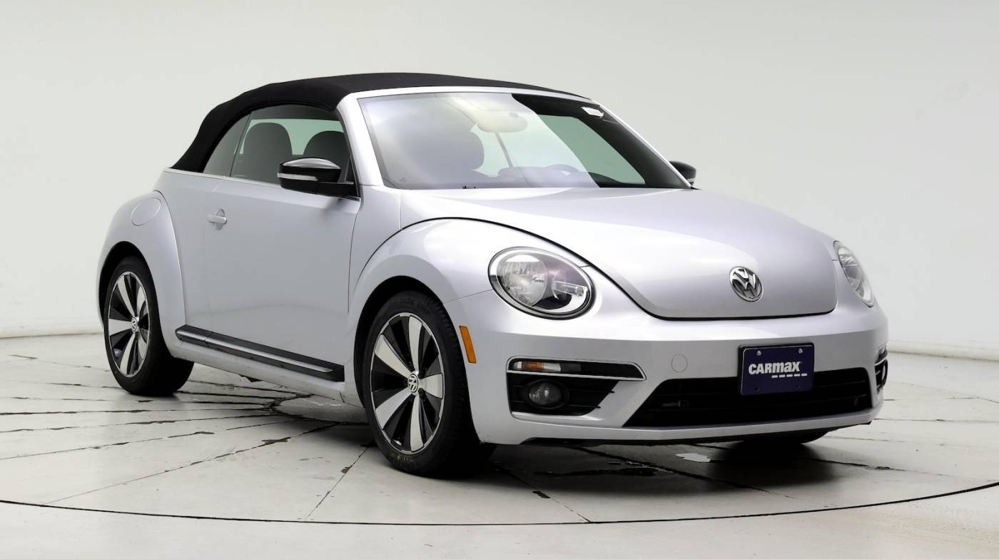 2013 Volkswagen Beetle Turbo — Convertible — 82,599 mi — Oak Lawn, IL