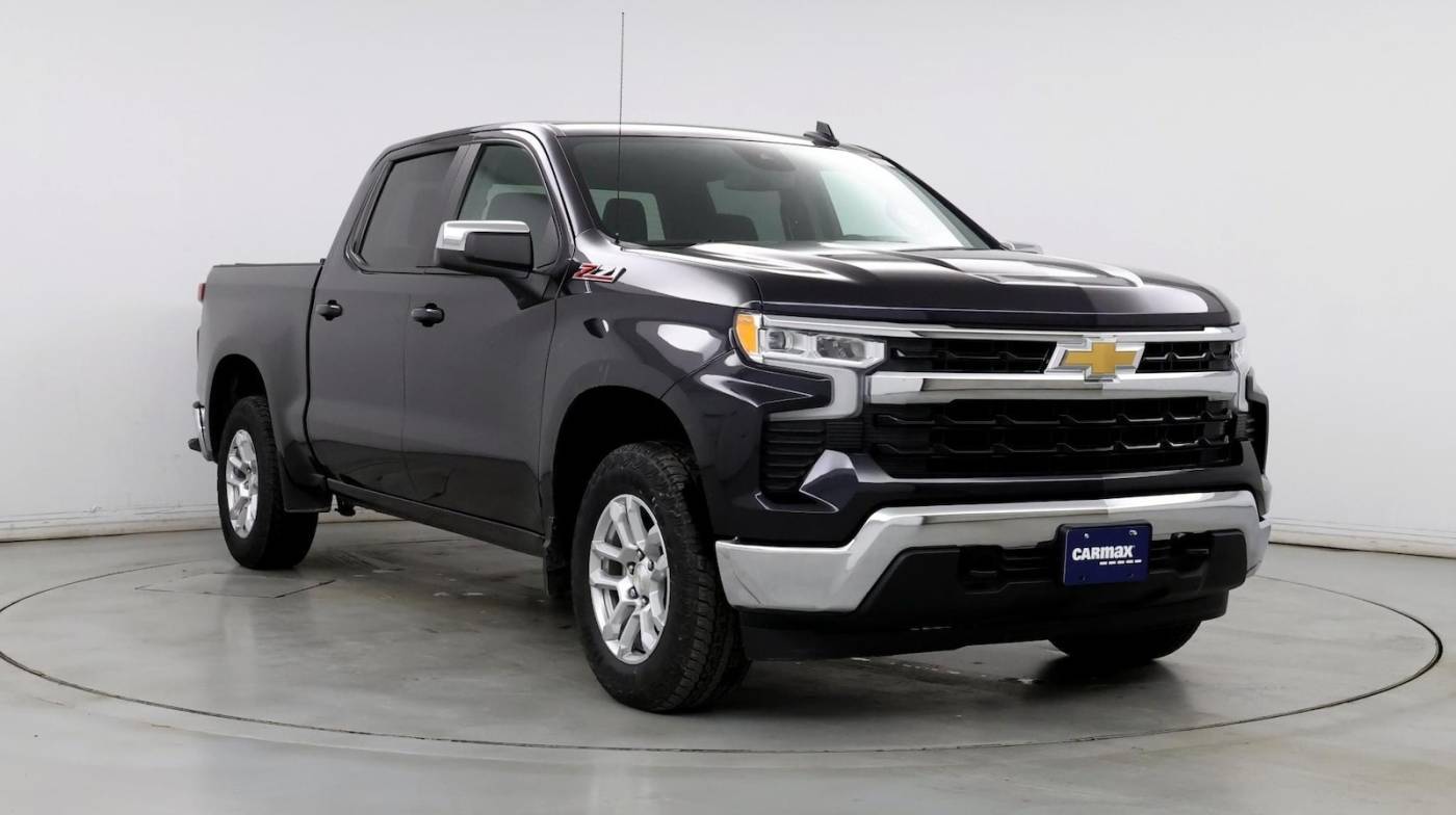 2023 Chevrolet Silverado 1500 LT — Pickup Truck — 59,987 mi — Oak Lawn, IL