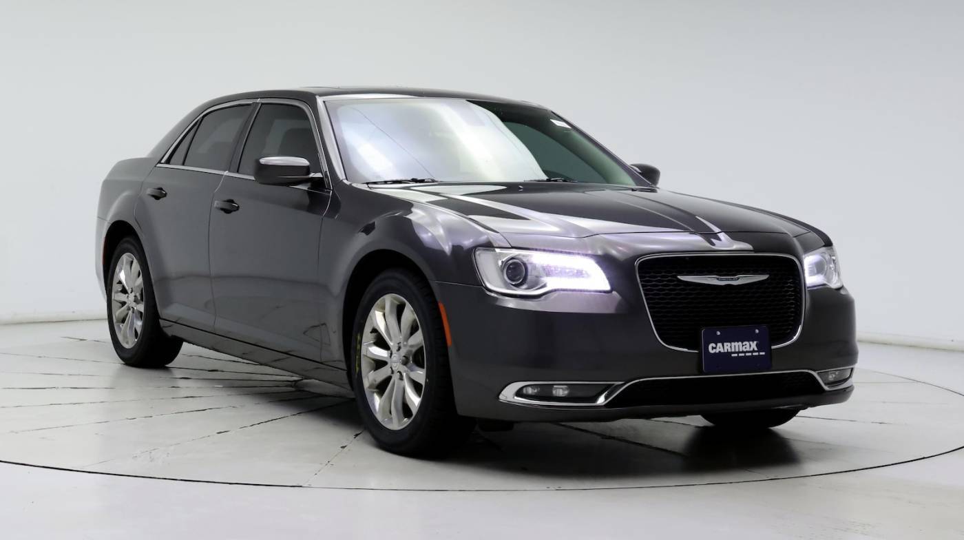 2018 Chrysler 300 Touring L — Sedan — 85,354 mi — Oak Lawn, IL