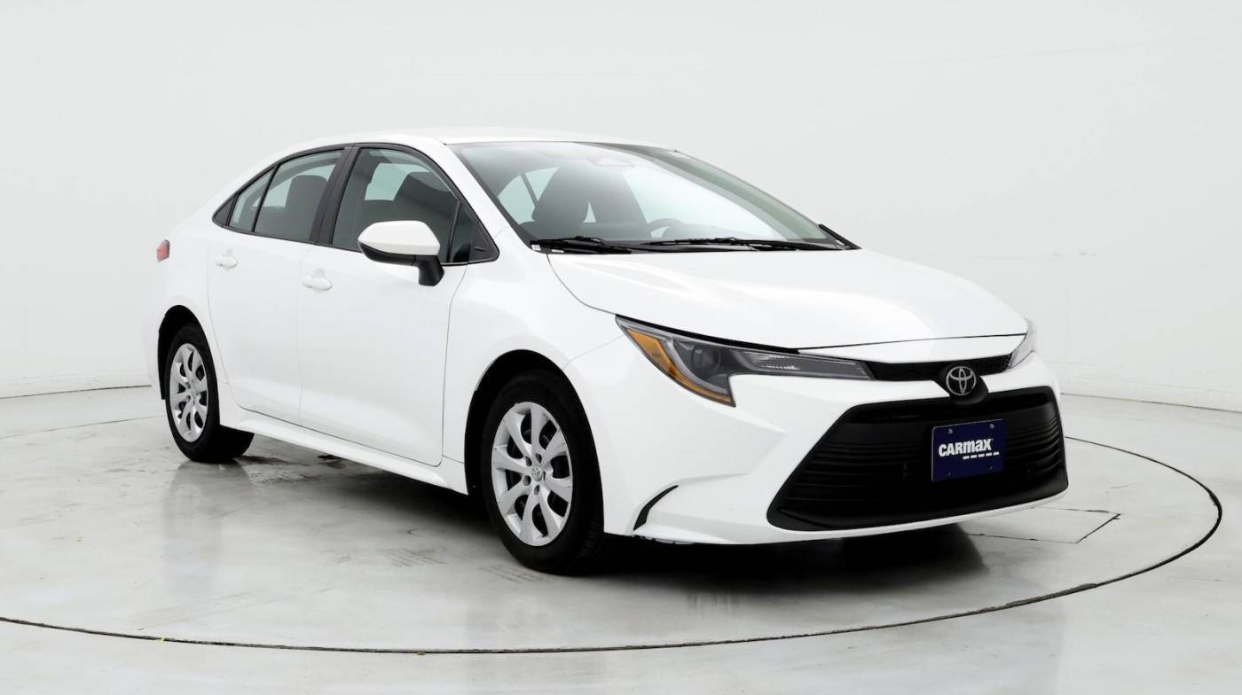 2023 Toyota Corolla LE — Sedan — 31,499 mi — Oak Lawn, IL