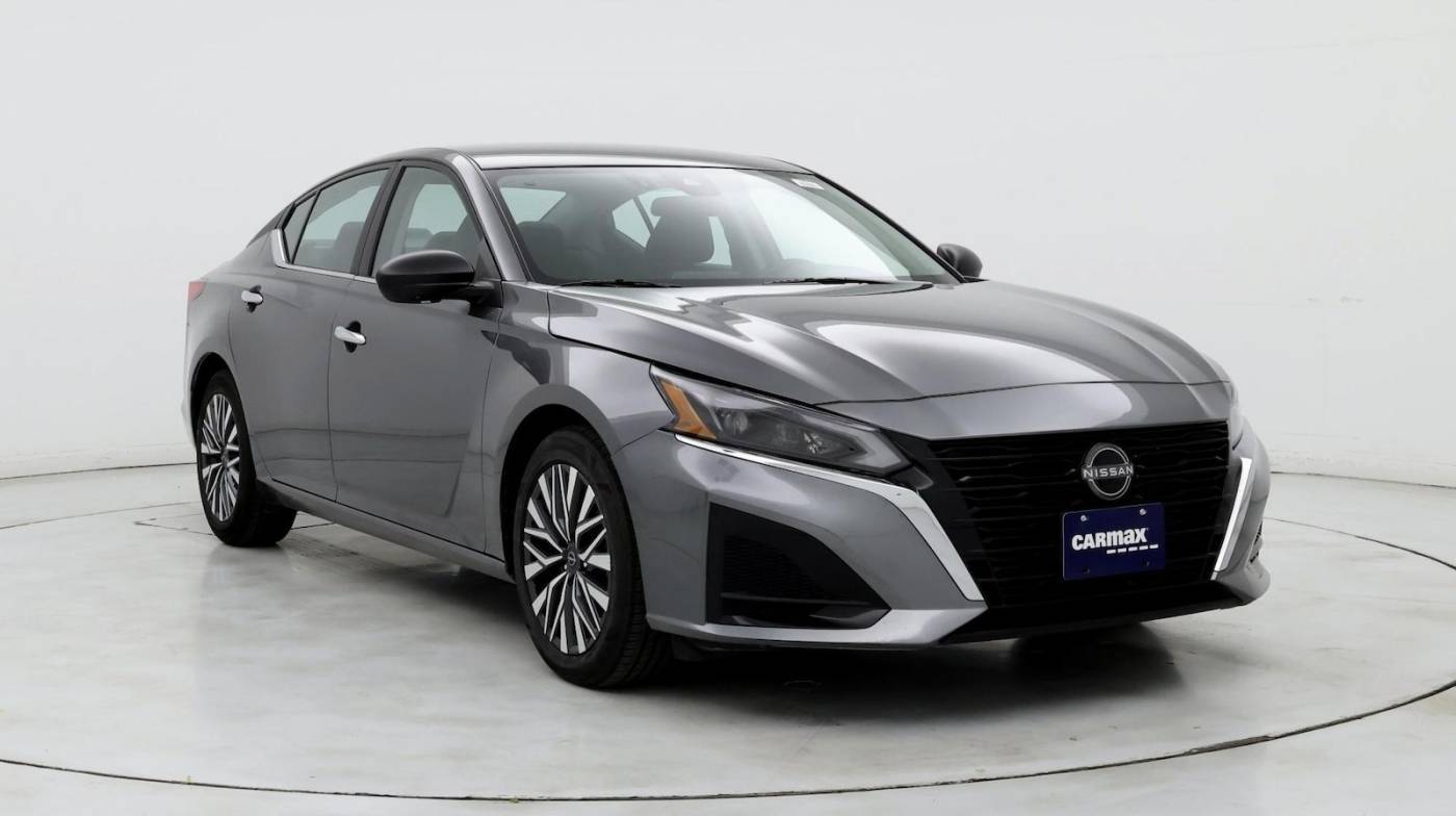 2024 Nissan Altima SV — Sedan — 24,736 mi — Oak Lawn, IL
