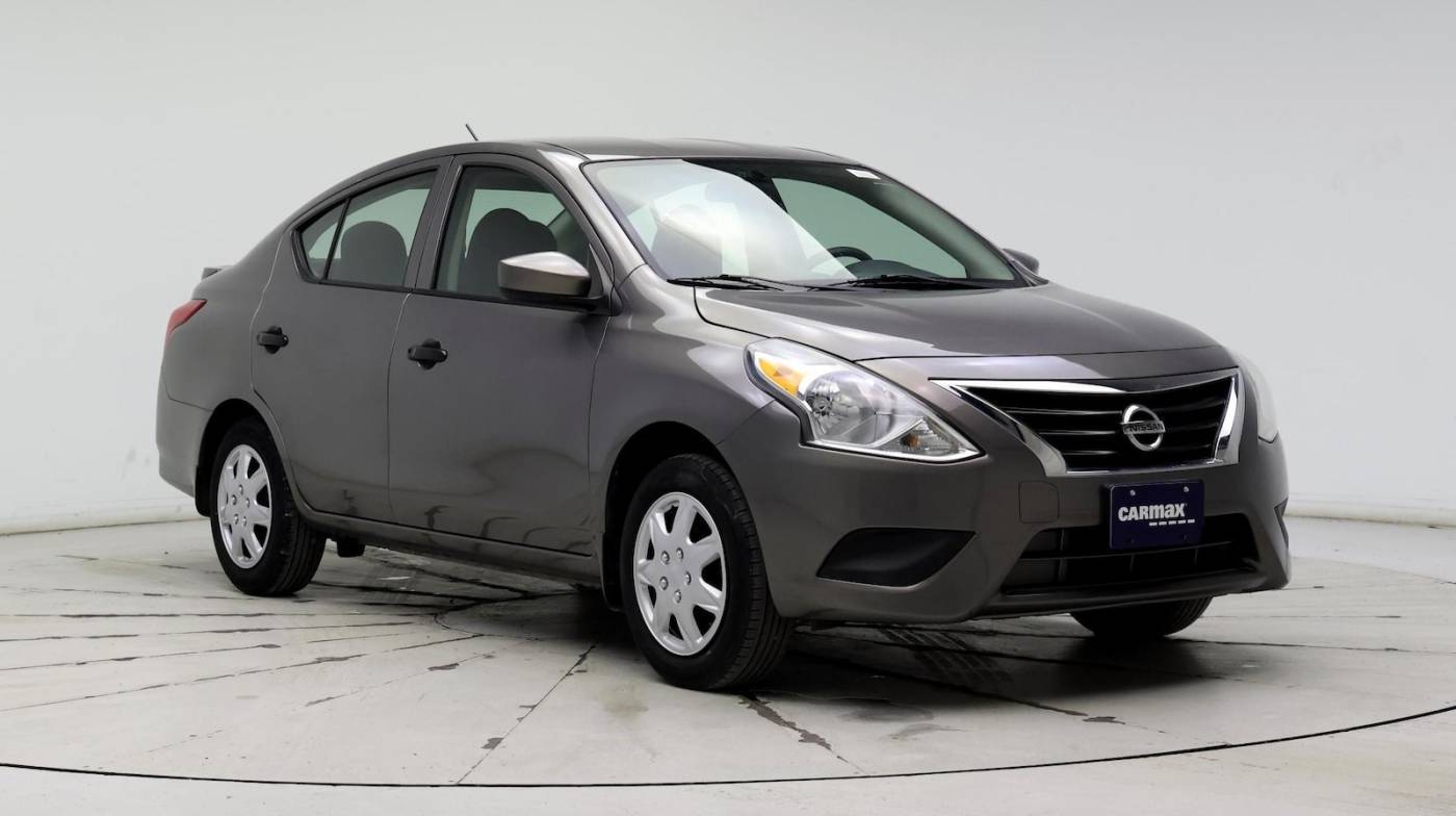 2017 Nissan Versa 1.6 S Plus — Sedan — 100,268 mi — Oak Lawn, IL
