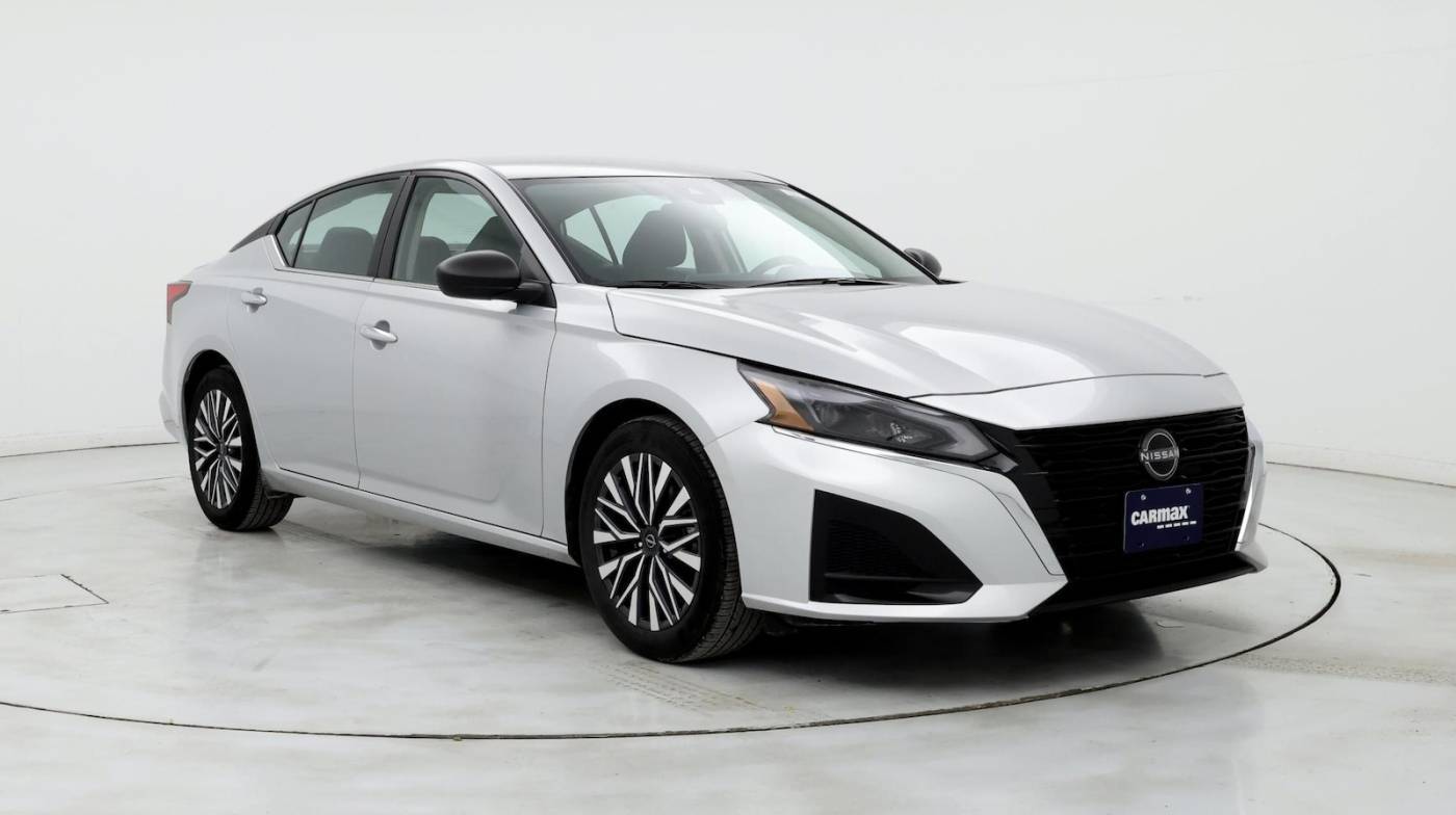 2024 Nissan Altima SV — Sedan — 20,406 mi — Oak Lawn, IL