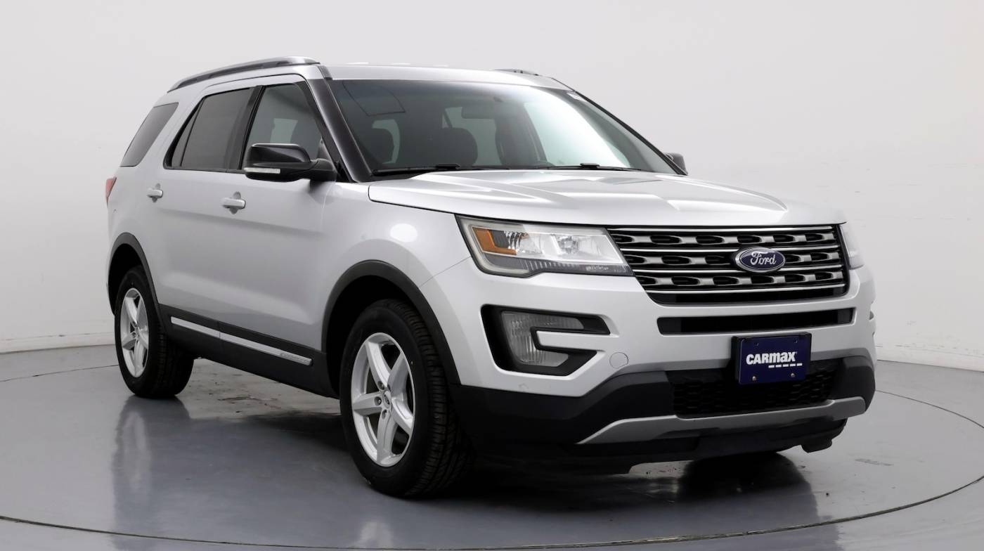 2017 Ford Explorer XLT — SUV — 122,597 mi — Omaha, NE