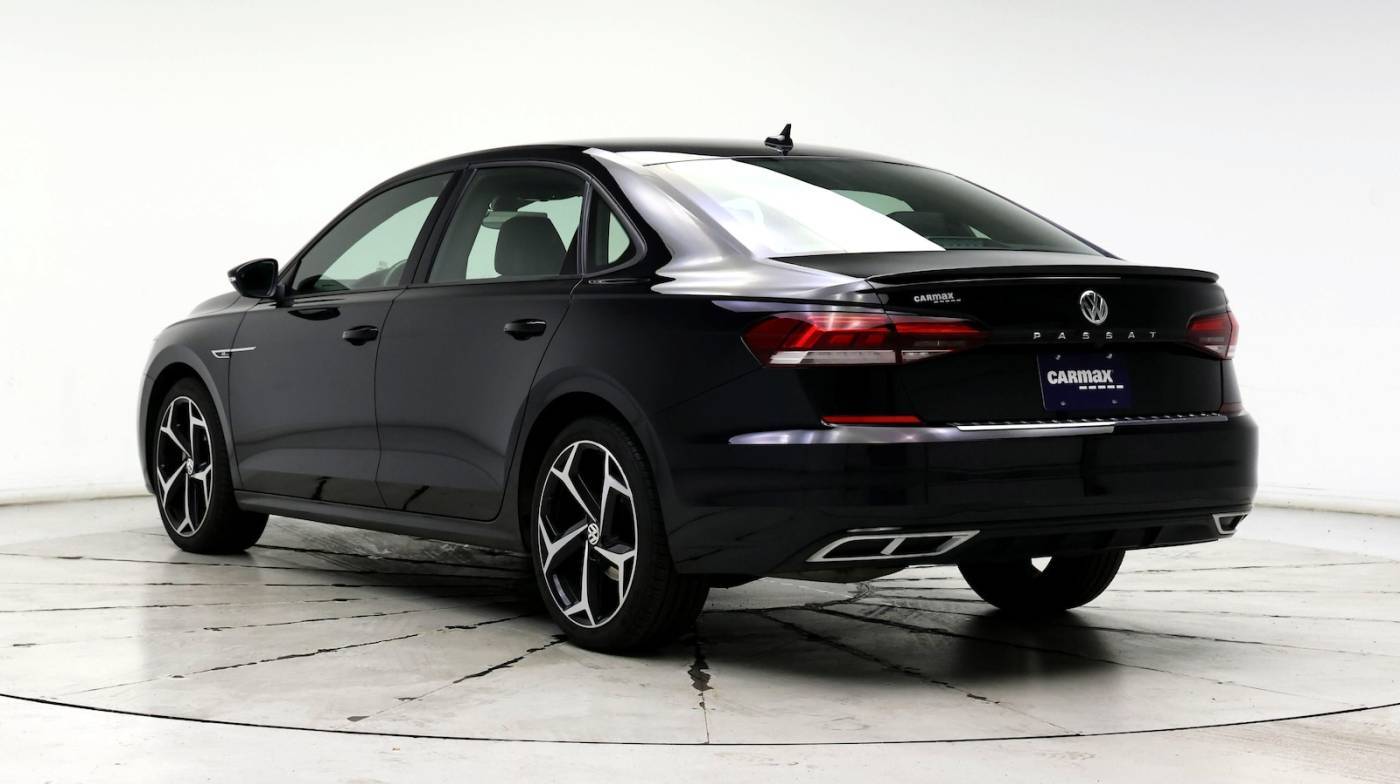 2021 Volkswagen Passat R-Line — Sedan — 25,989 mi — Omaha, NE