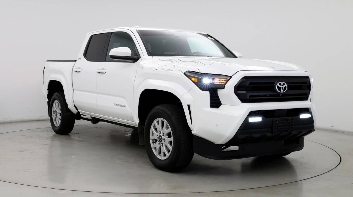 2024 Toyota Tacoma SR5 — Pickup Truck — 13,380 mi — Ontario, CA
