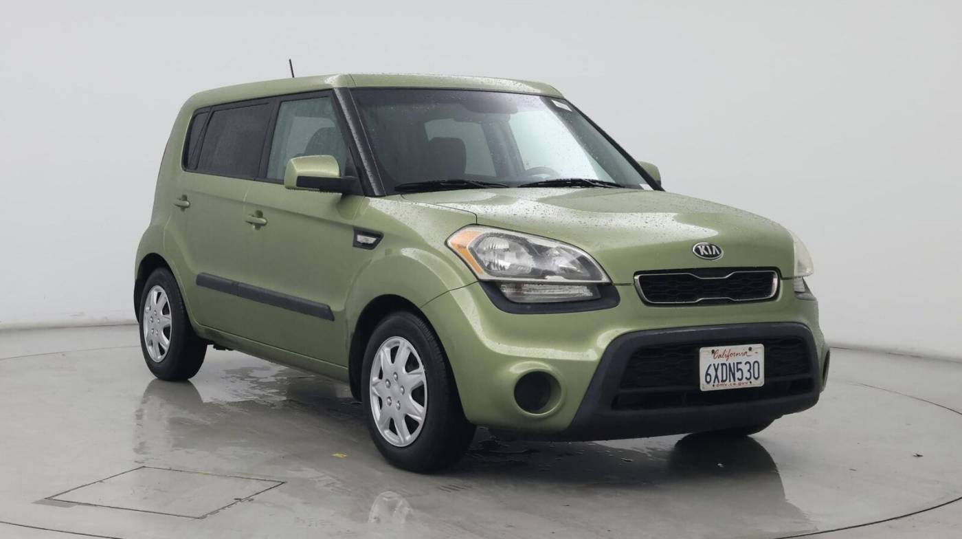 2013 Kia Soul Base — Hatchback — 87,210 mi — Ontario, CA