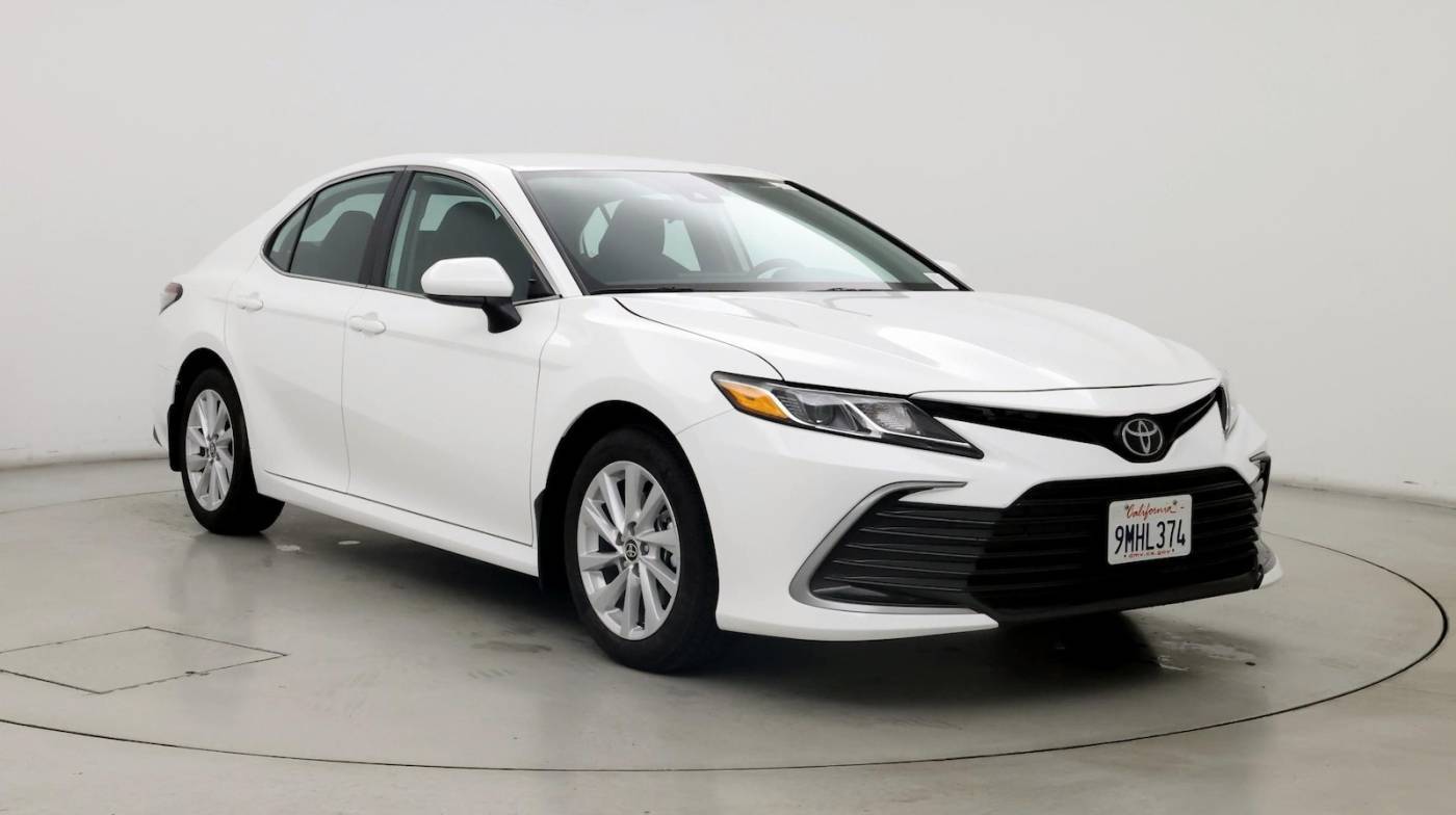 2024 Toyota Camry LE — Sedan — 2,500 mi — Ontario, CA