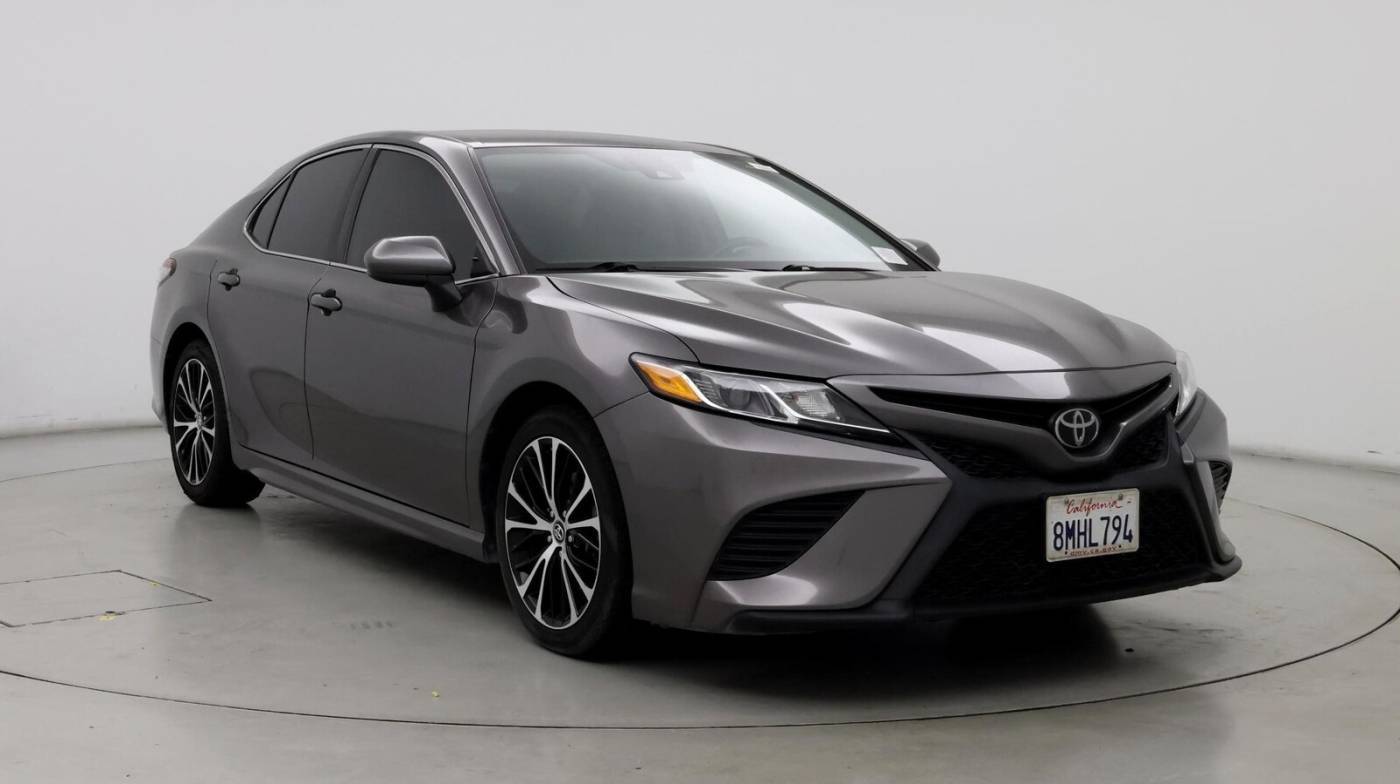 2019 Toyota Camry SE — Sedan — 73,995 mi — Ontario, CA