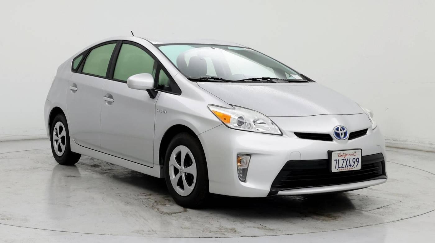 2015 Toyota Prius Three — Hatchback — 38,306 mi — Ontario, CA