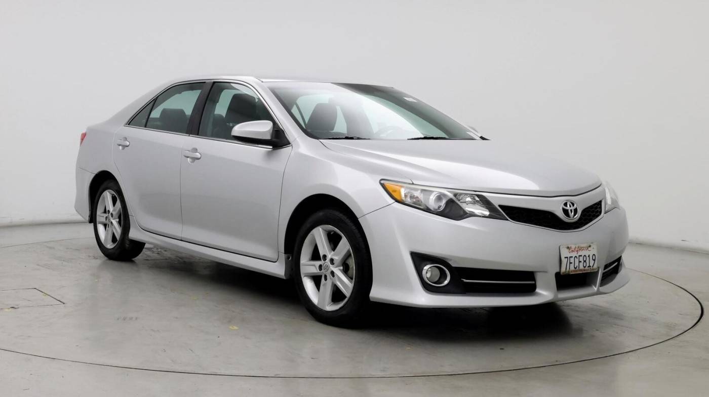2014 Toyota Camry SE — Sedan — 52,563 mi — Ontario, CA