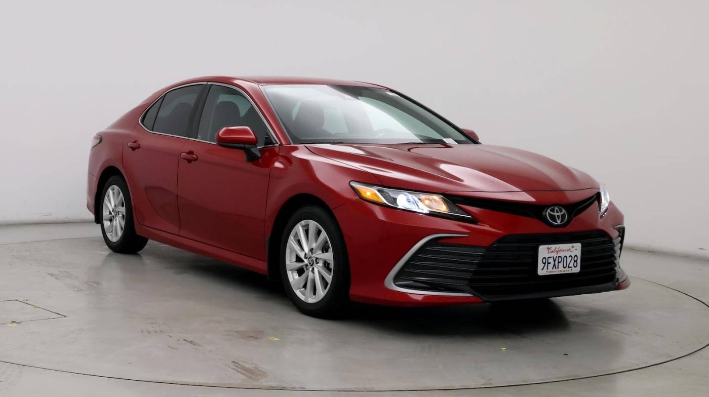 2023 Toyota Camry LE — Sedan — 19,856 mi — Ontario, CA