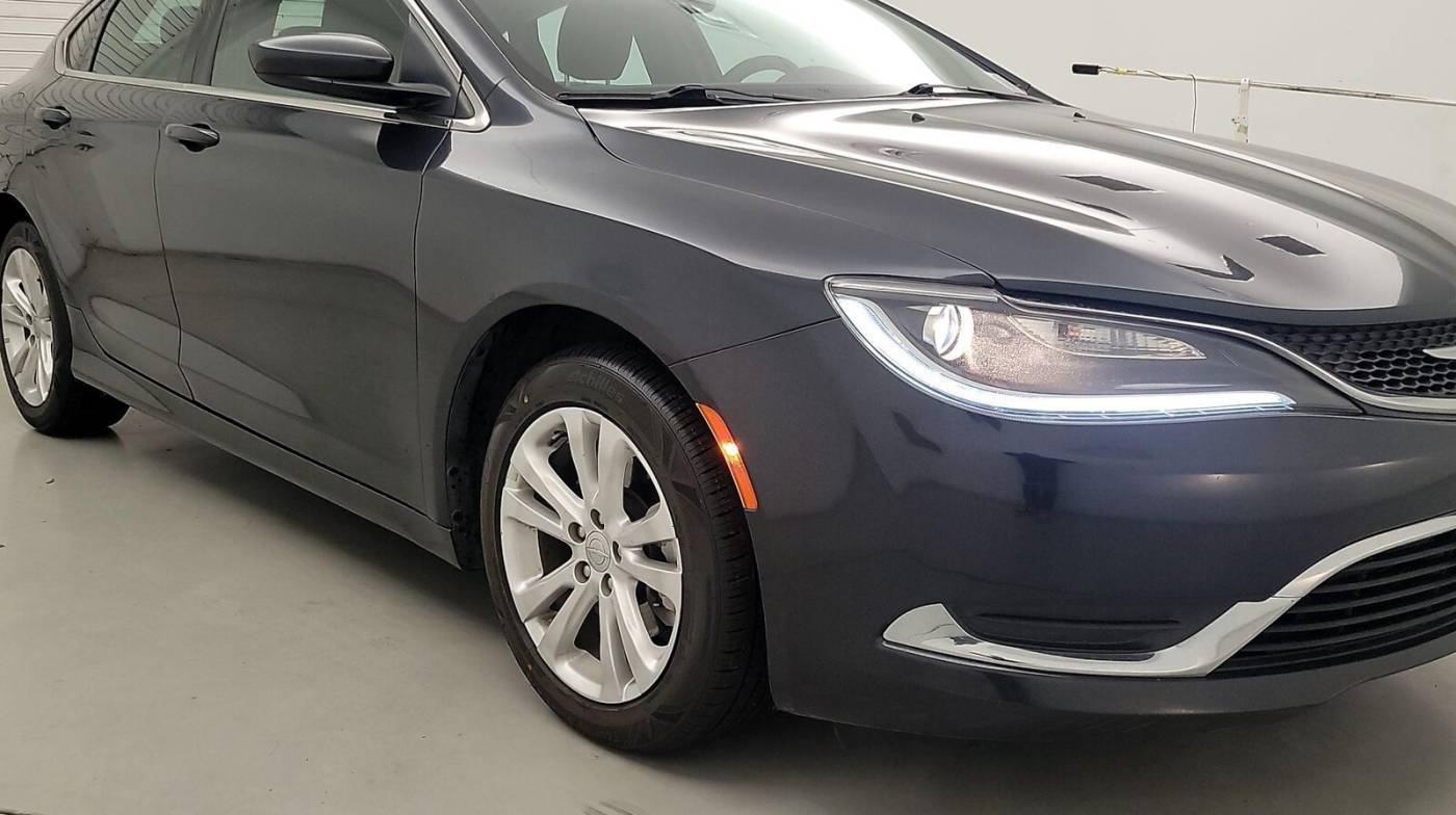 2016 Chrysler 200 Limited — Sedan — 127,376 mi — Ontario, CA