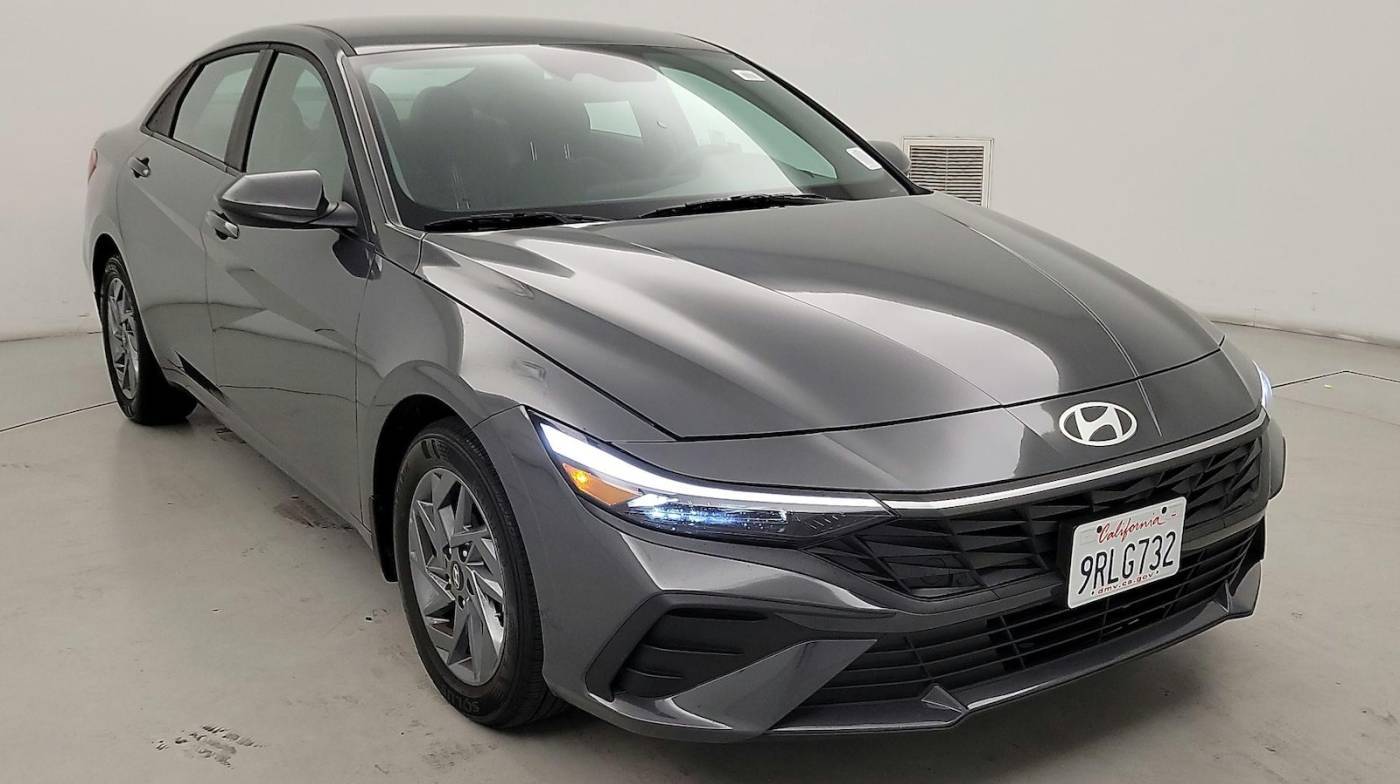 2024 Hyundai Elantra SEL — Sedan — 3,604 mi — Ontario, CA