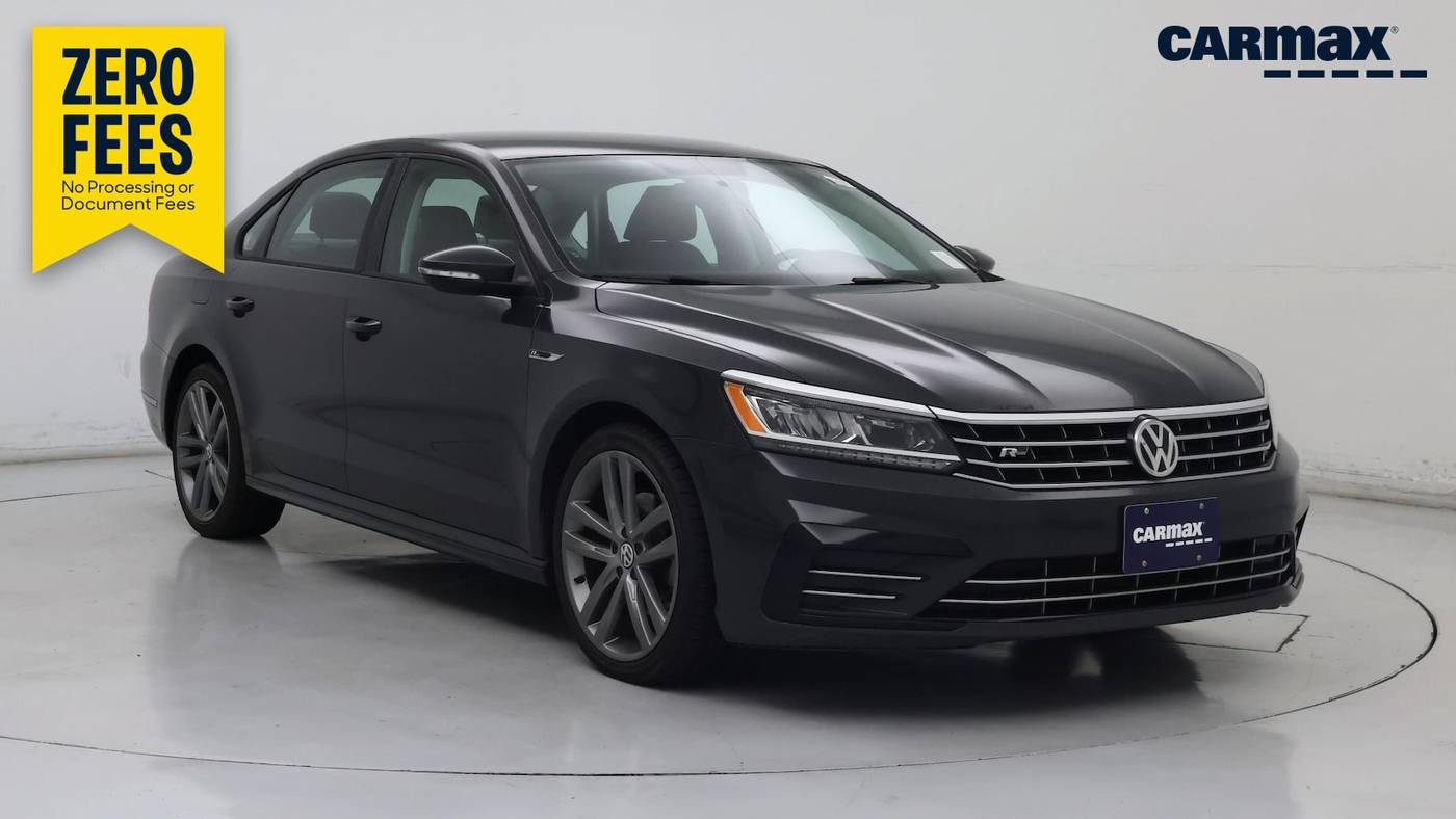 2018 Volkswagen Passat R-Line