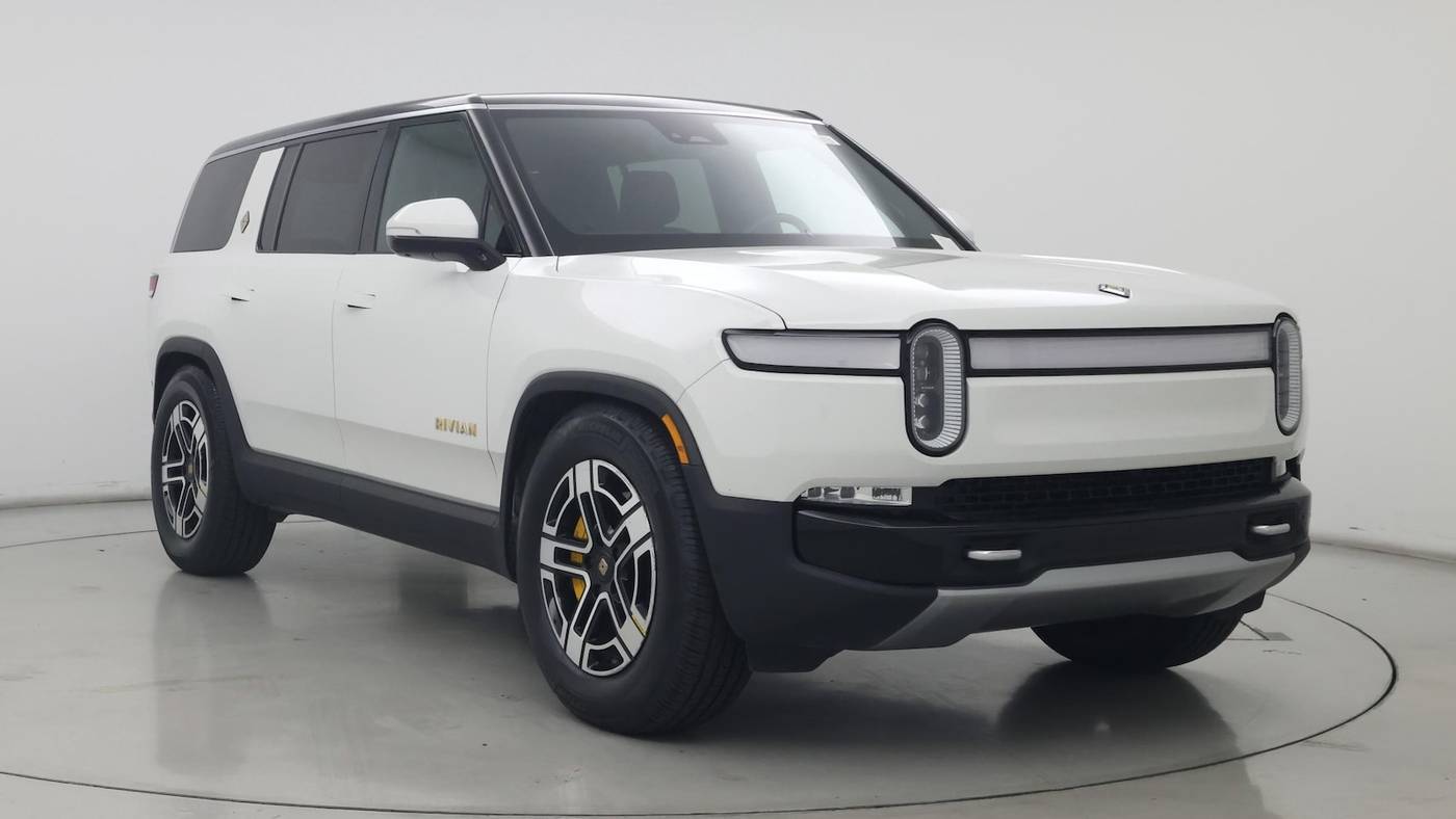 2022 Rivian R1S