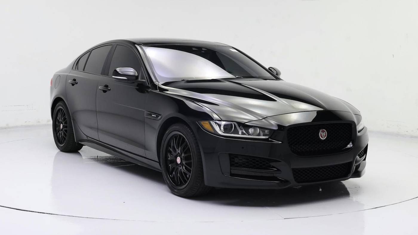 2017 Jaguar XE