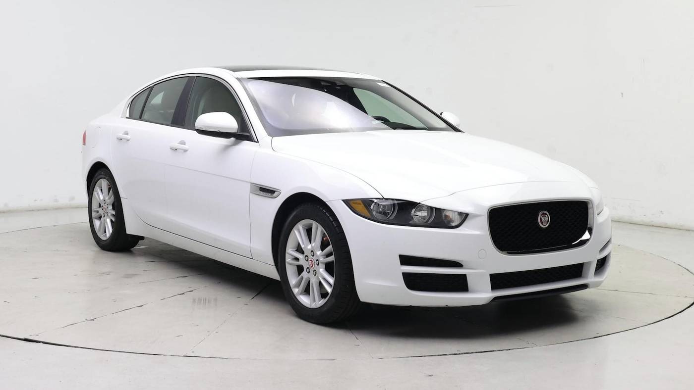 2017 Jaguar XE