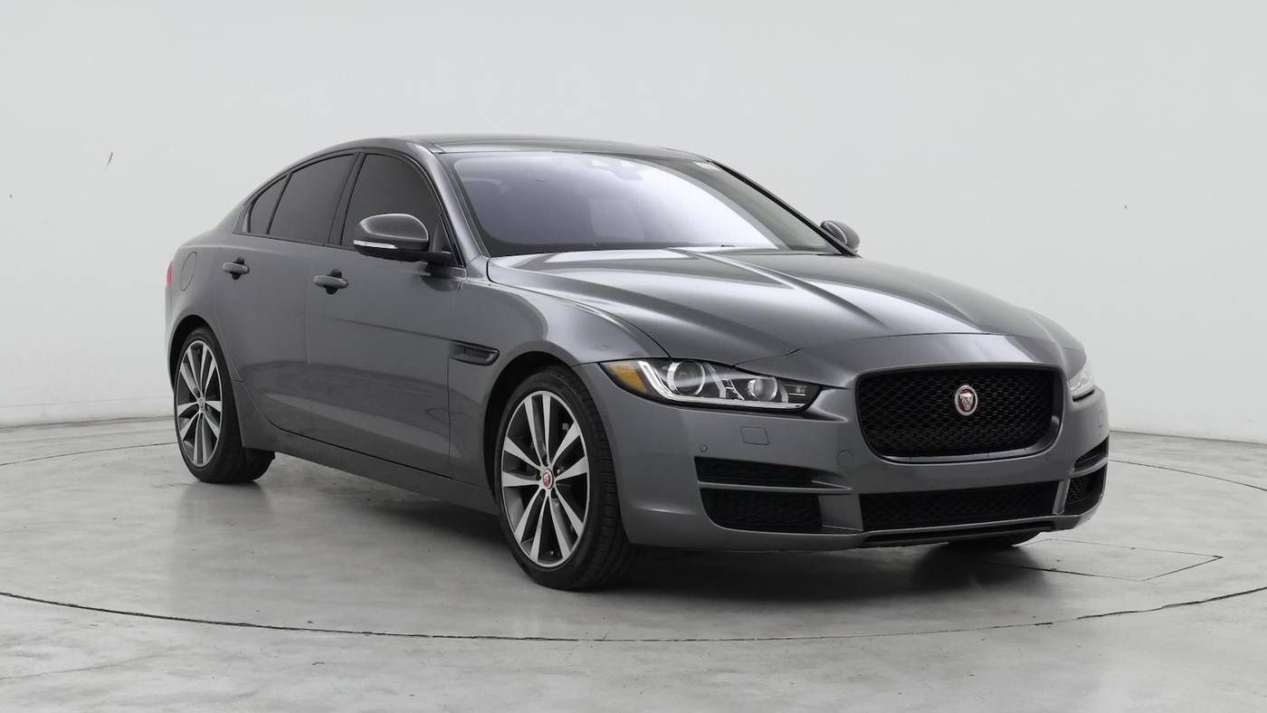 2017 Jaguar XE