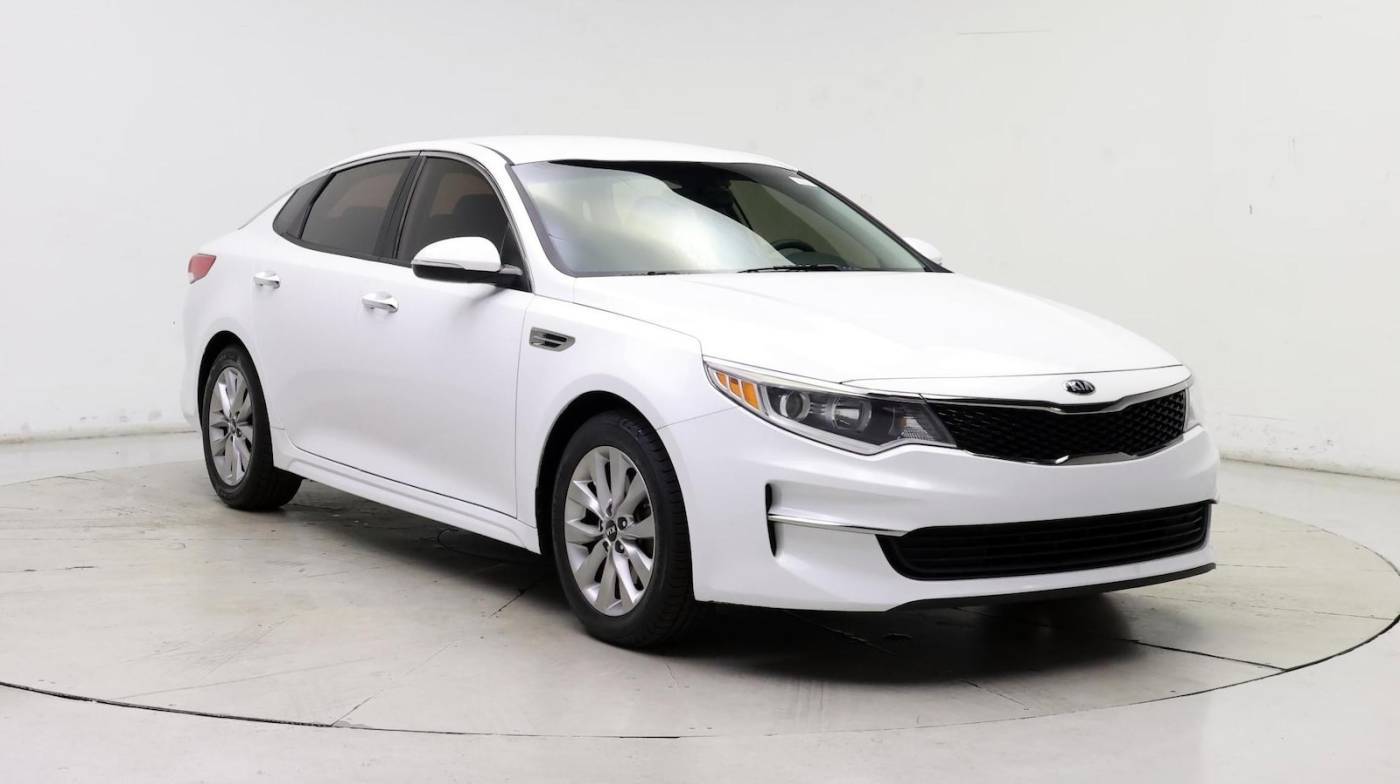 2017 Kia Optima LX — Sedan — 106,676 mi — Orlando, FL