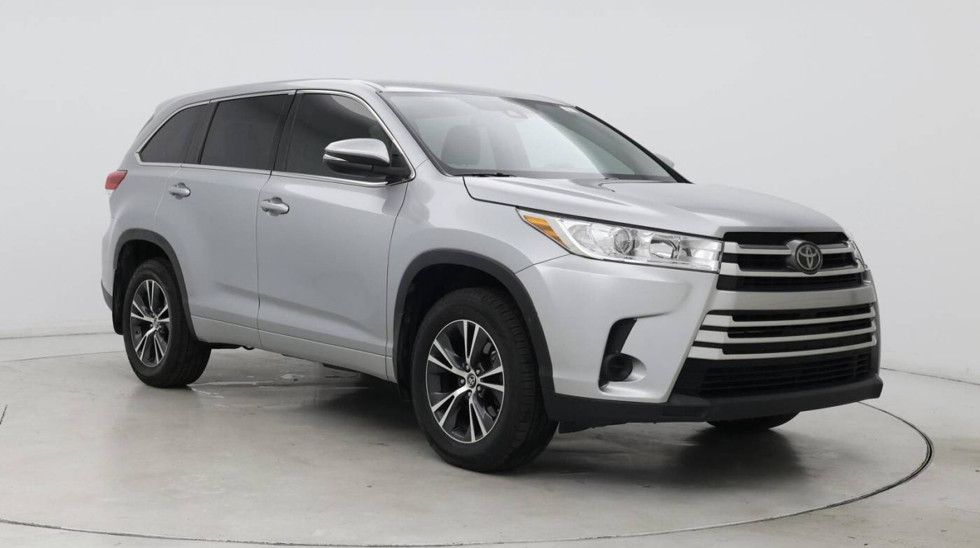 2017 Toyota Highlander LE V6 — SUV — 117,245 mi — Gilbert, AZ