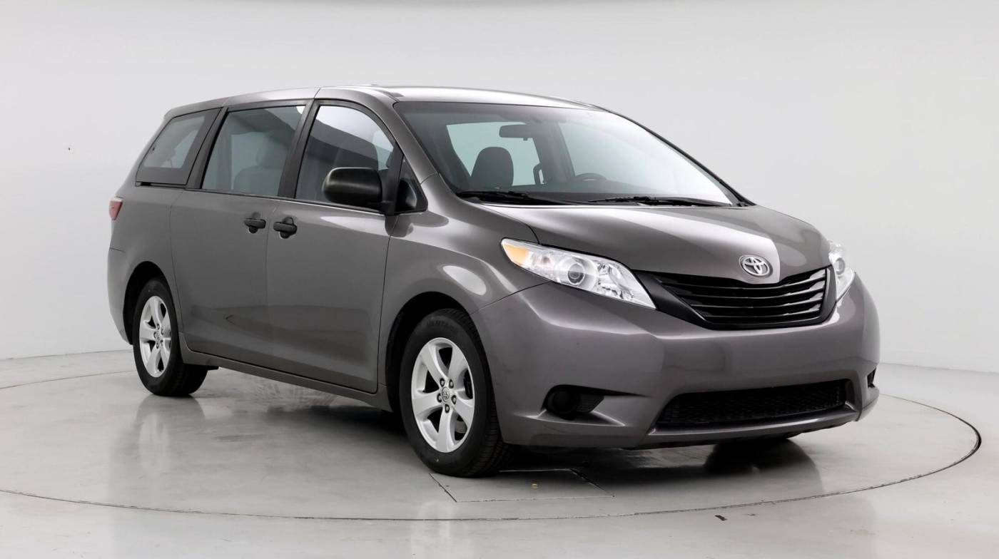 2015 Toyota Sienna L — Minivan — 69,297 mi — Gilbert, AZ