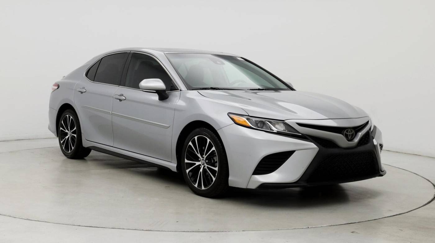 2020 Toyota Camry SE — Sedan — 34,277 mi — Gilbert, AZ