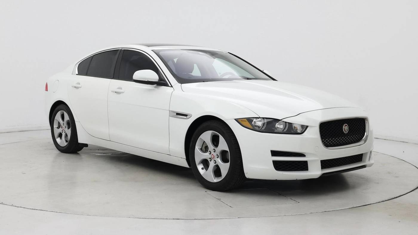 2018 Jaguar XE
