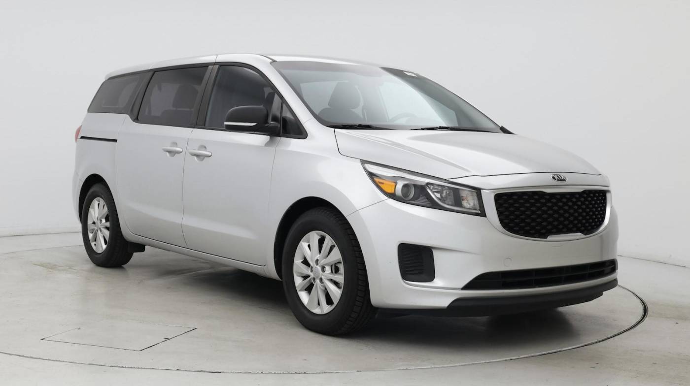 2017 Kia Sedona L — Minivan — 74,477 mi — Gilbert, AZ