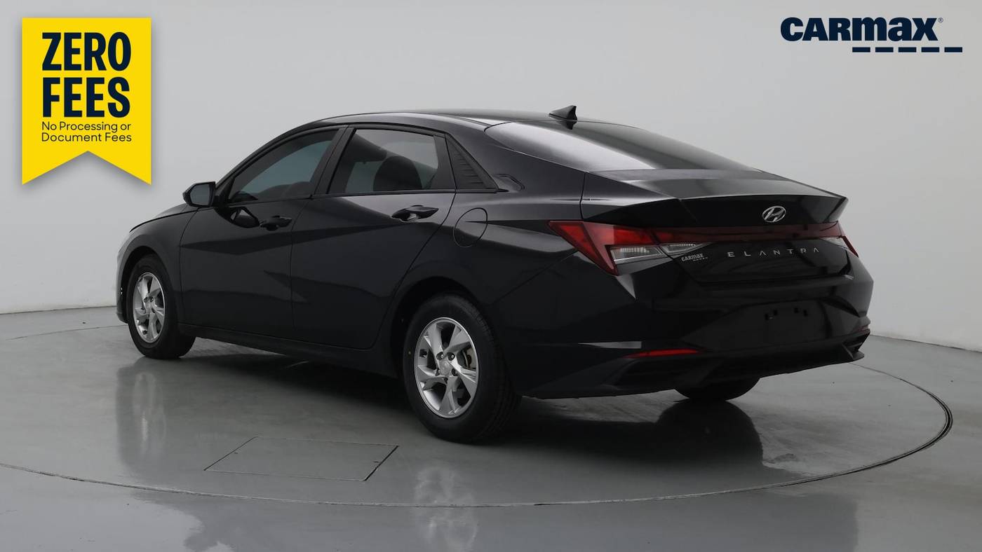 2022 Hyundai Elantra SE