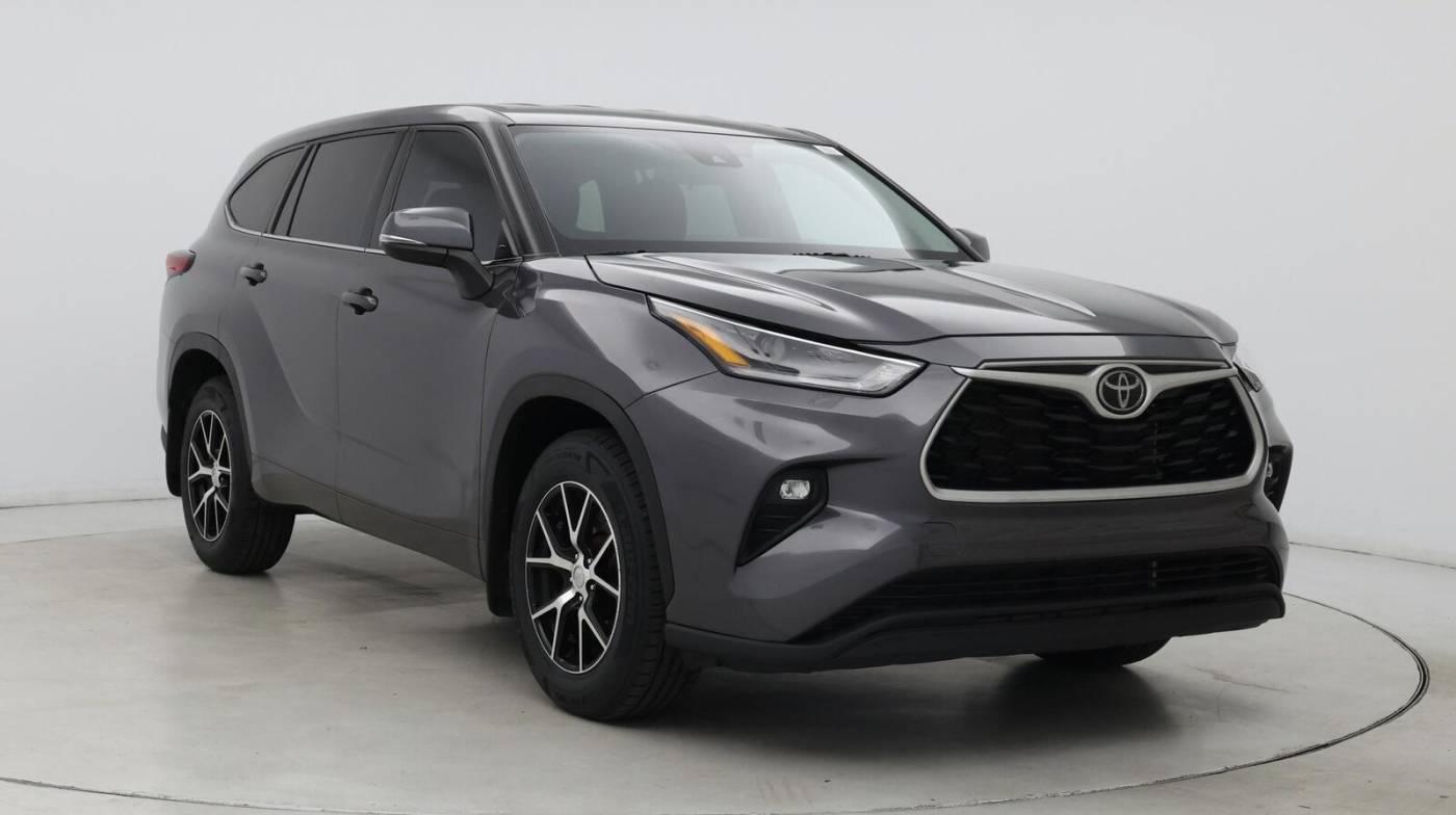 2021 Toyota Highlander LE — SUV — 57,850 mi — Gilbert, AZ