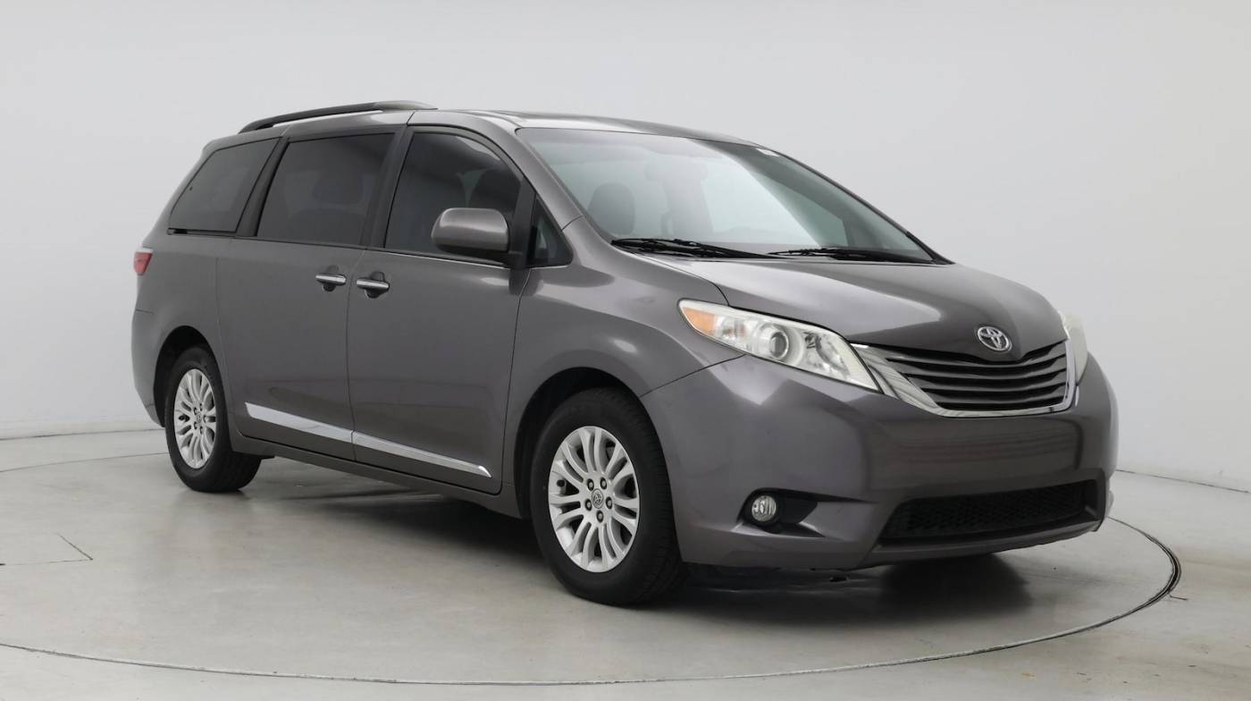2017 Toyota Sienna XLE — Minivan — 91,318 mi — Gilbert, AZ