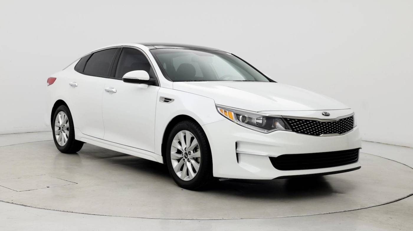 2018 Kia Optima EX — Sedan — 29,874 mi — Gilbert, AZ