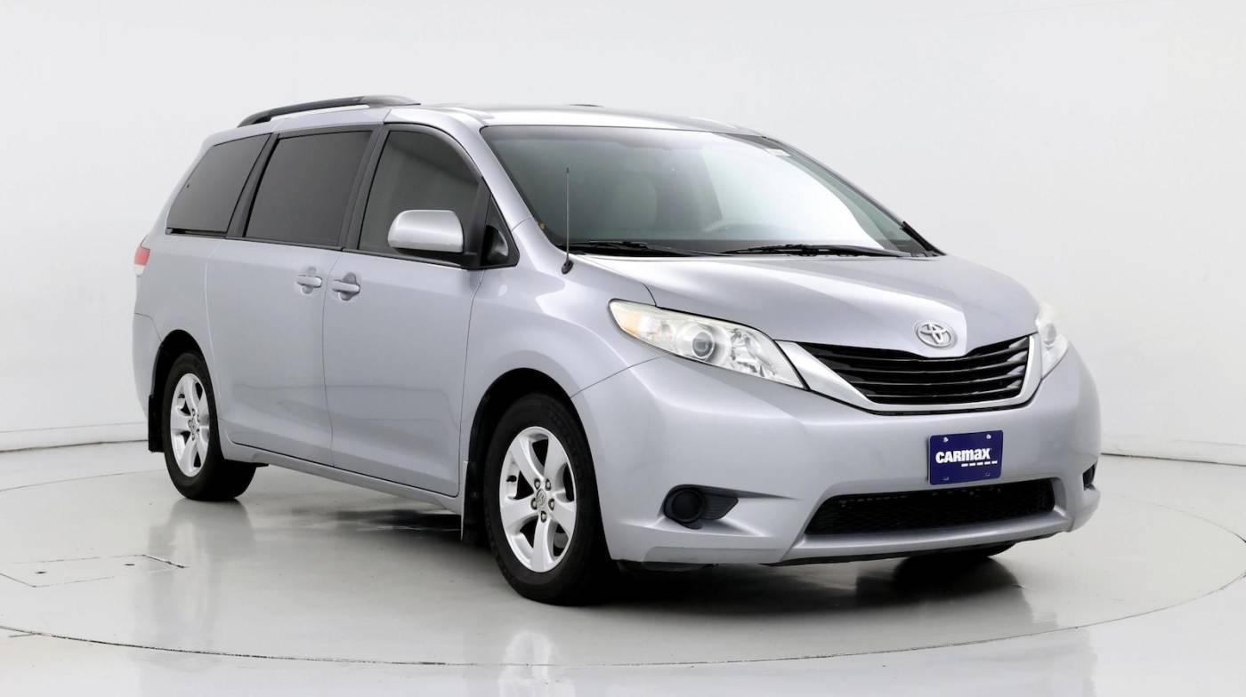 2013 Toyota Sienna LE — Minivan — 109,566 mi — Plano, TX