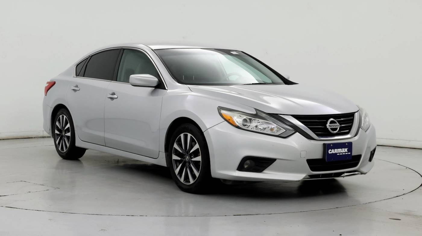 2017 Nissan Altima 2.5 SV — Sedan — 121,310 mi — Plano, TX