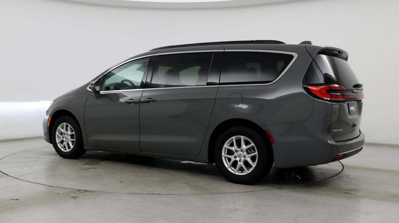 2022 Chrysler Pacifica Touring L — Minivan — 57,577 mi — Woodbridge, VA