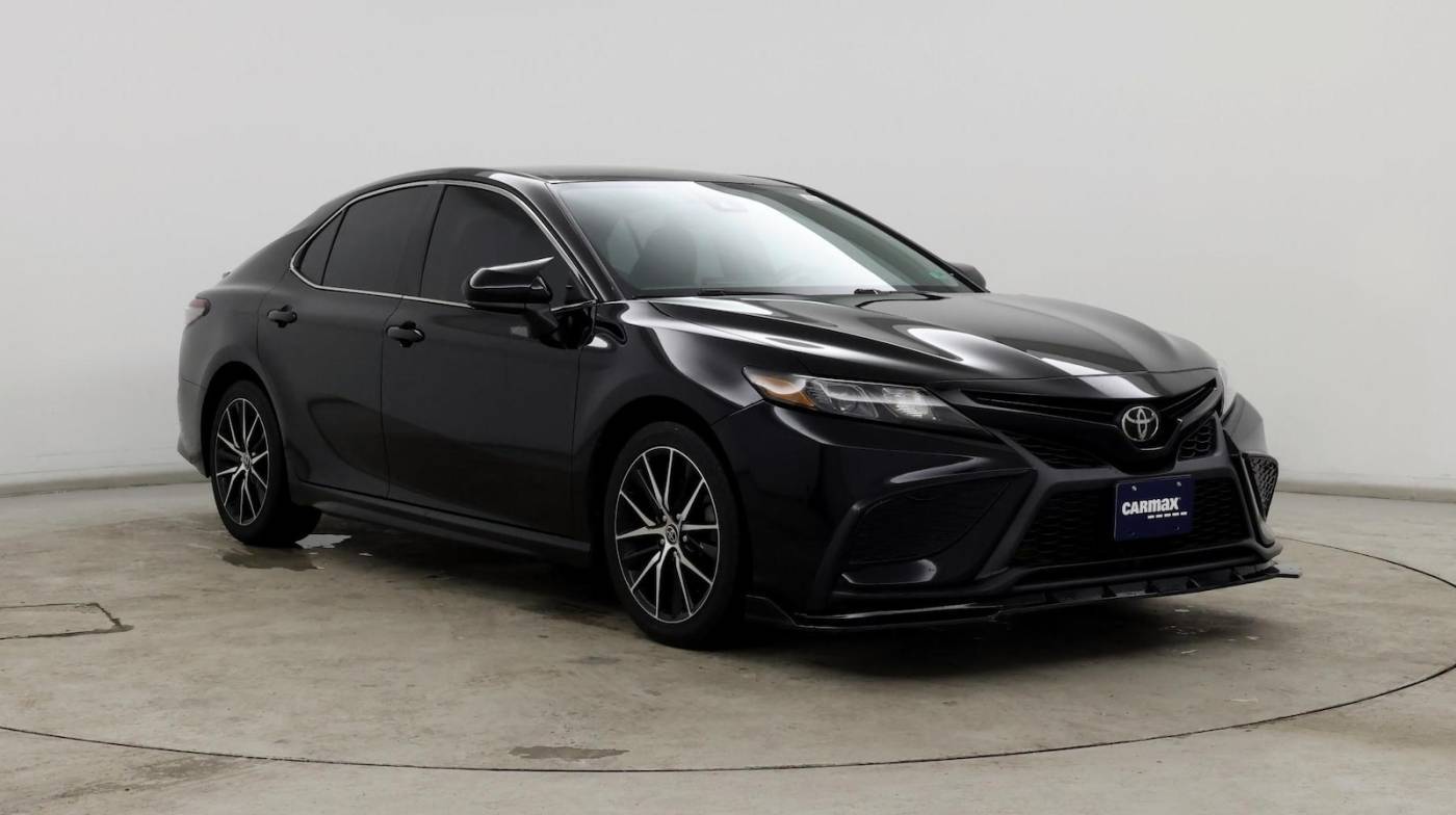 2021 Toyota Camry SE — Sedan — 63,113 mi — Woodbridge, VA