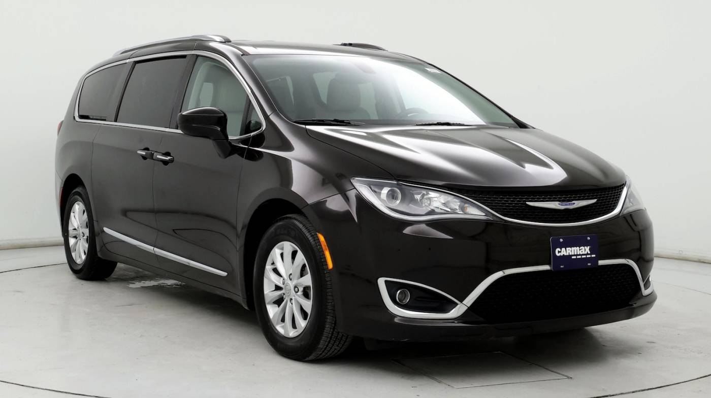 2018 Chrysler Pacifica Touring L — Minivan — 57,112 mi — Woodbridge, VA