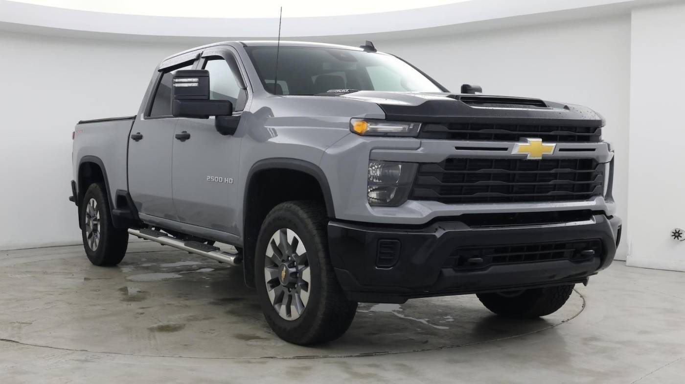 2024 Chevrolet Silverado 2500HD Custom — Pickup Truck — 4,192 mi — Raleigh, NC
