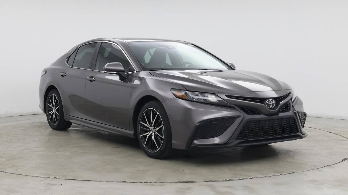 2021 Toyota Camry SE — Sedan — 36,702 mi — Raleigh, NC