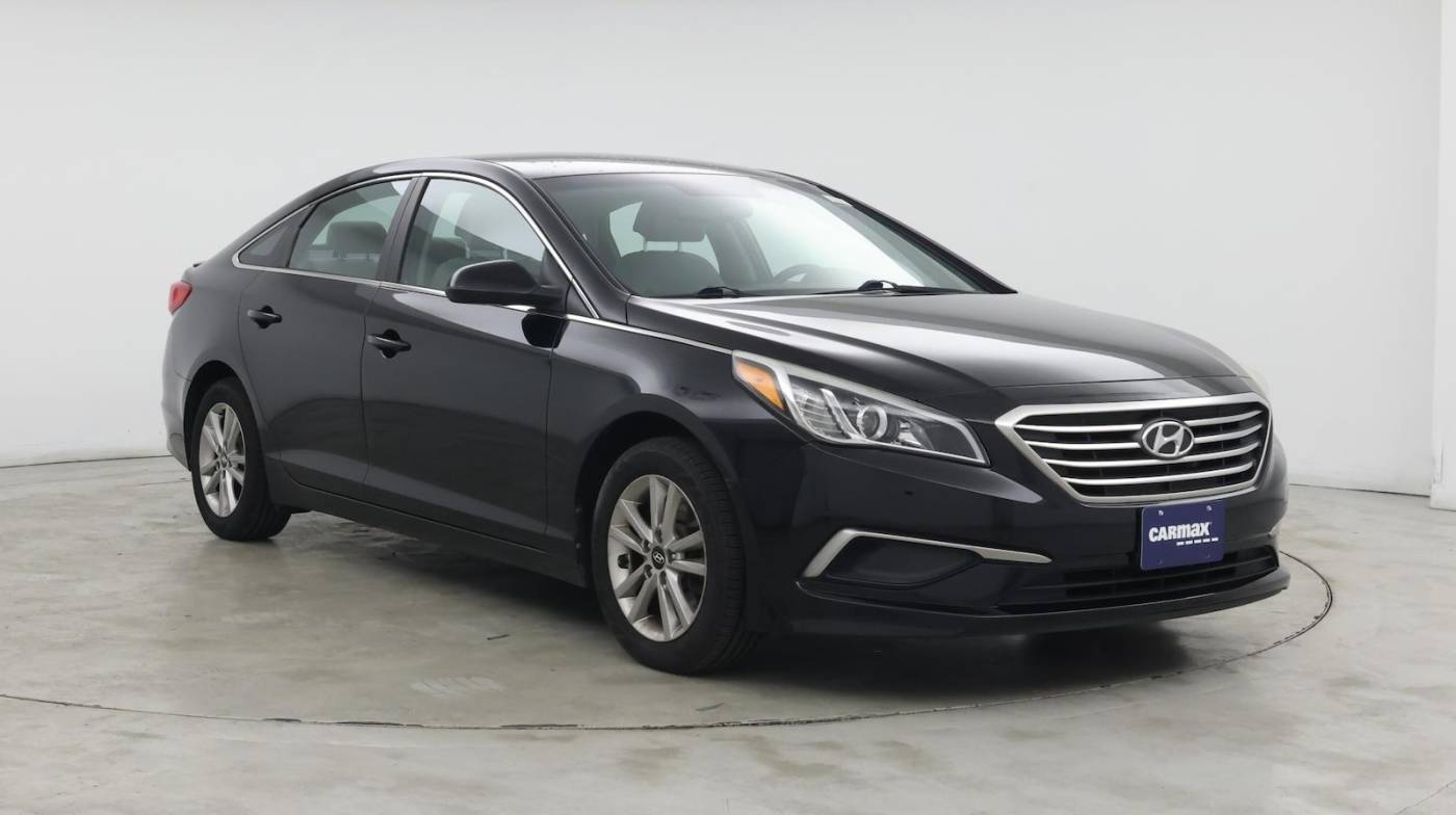 2016 Hyundai Sonata SE — Sedan — 70,854 mi — Raleigh, NC