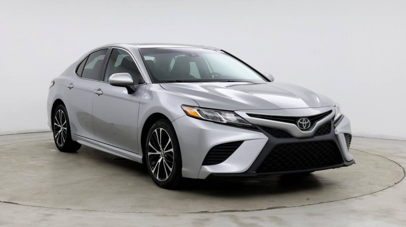 2020 Toyota Camry SE — Sedan — 30,691 mi — Raleigh, NC