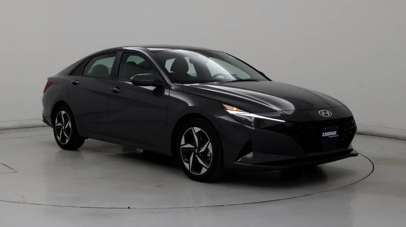2023 Hyundai Elantra SEL — Sedan — 5,129 mi — Raleigh, NC