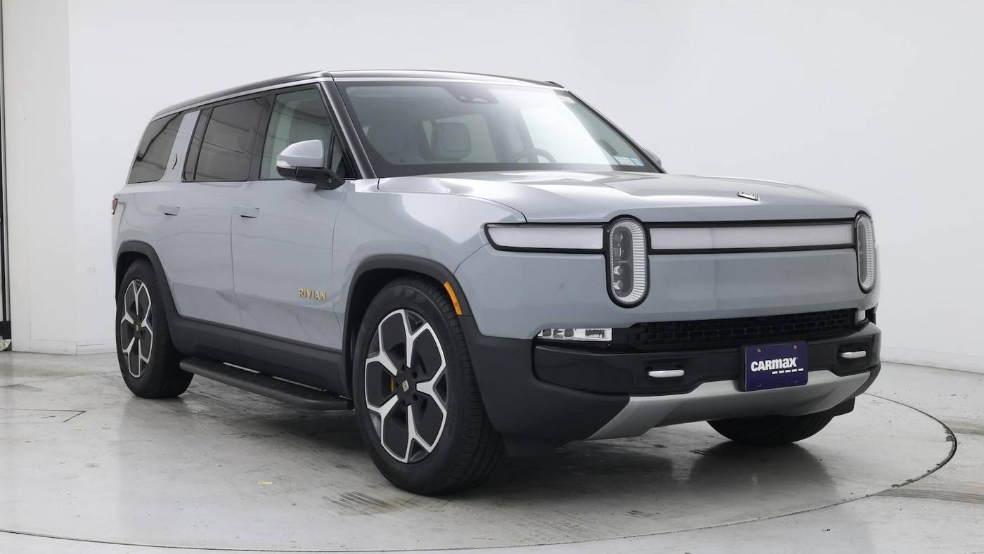 2023 Rivian R1S