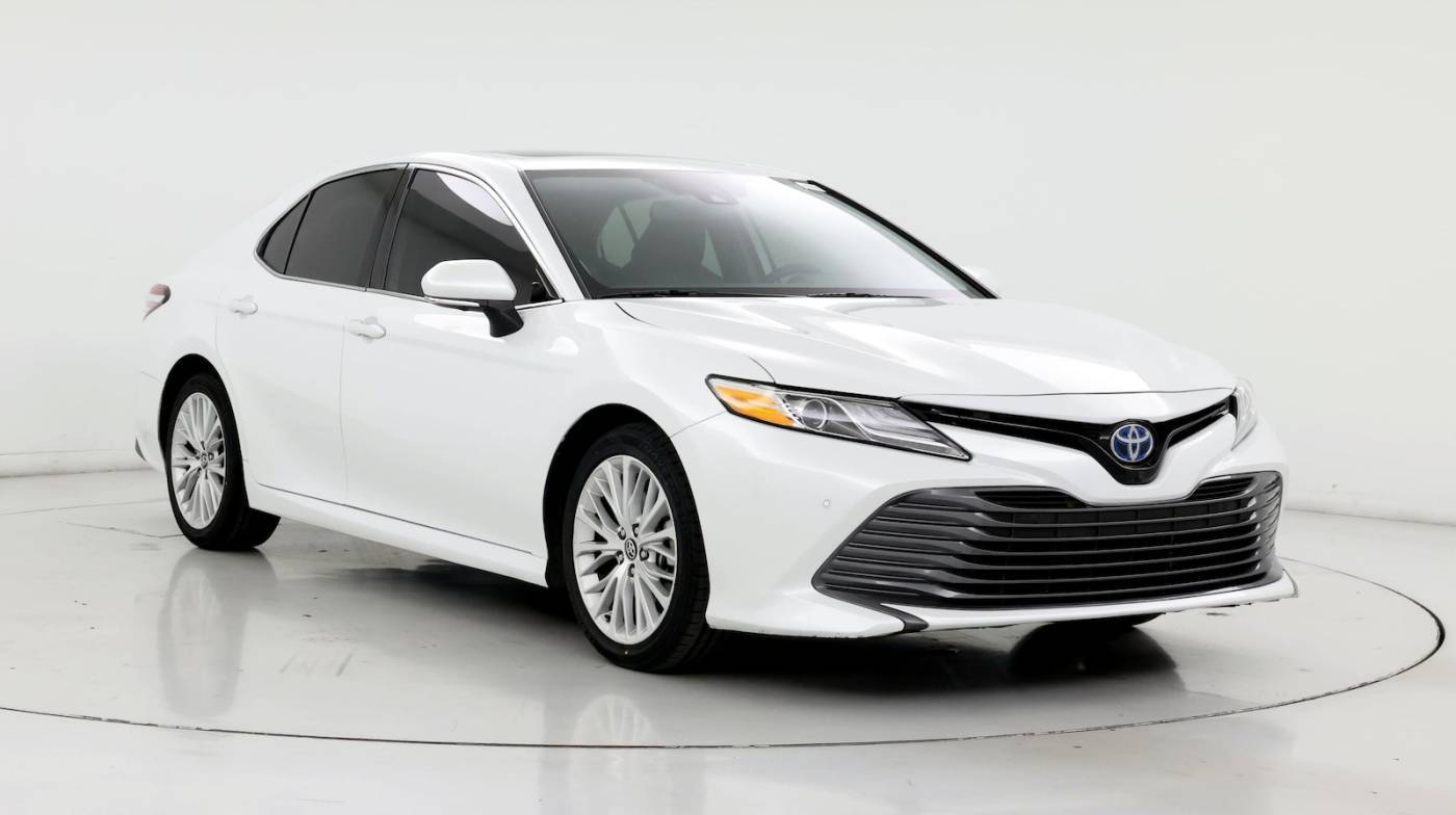 2020 Toyota Camry Hybrid XLE — Sedan — 52,408 mi — Madison, TN