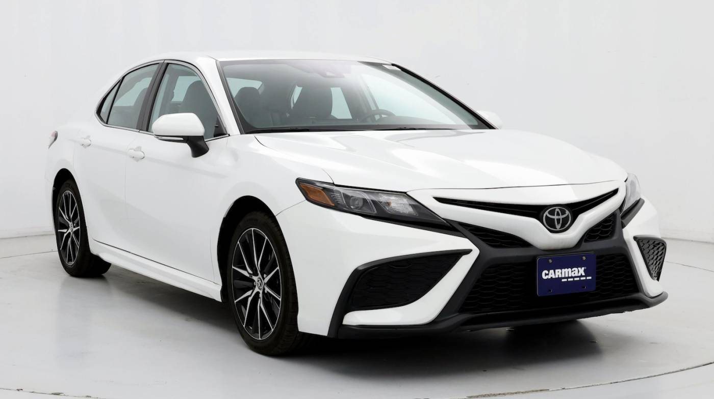 2022 Toyota Camry SE — Sedan — 23,572 mi — Madison, TN