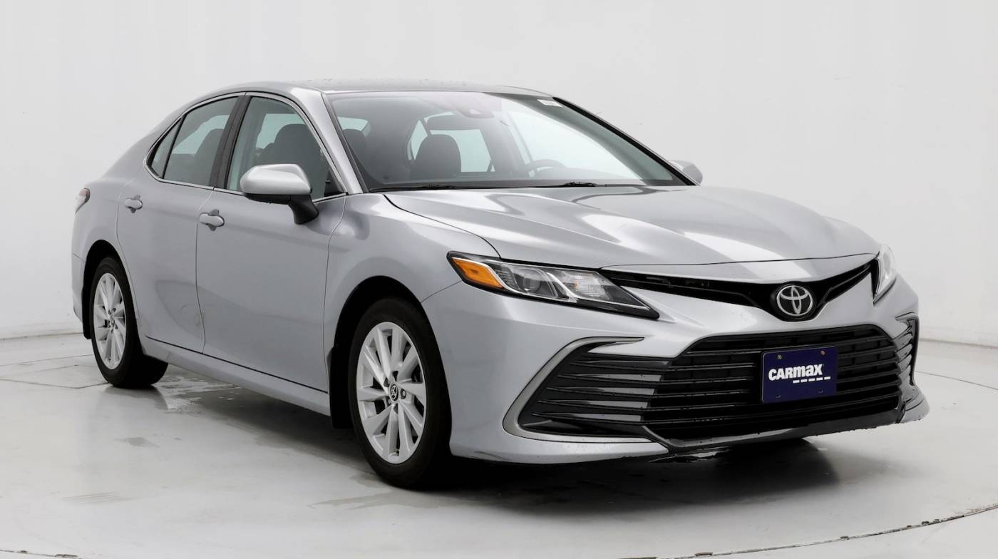 2021 Toyota Camry LE — Sedan — 19,302 mi — Madison, TN