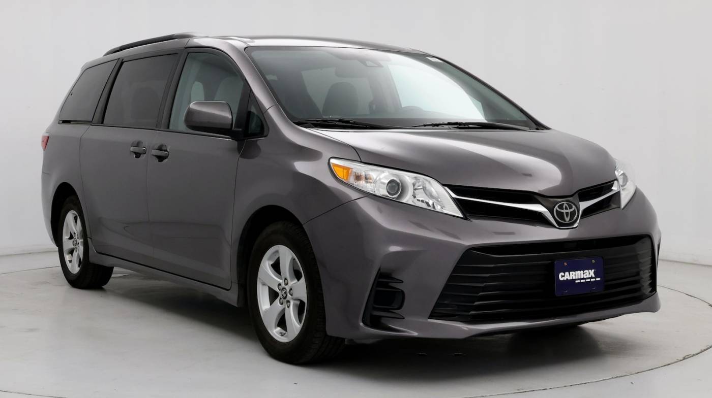 2020 Toyota Sienna LE — Minivan — 104,322 mi — Madison, TN