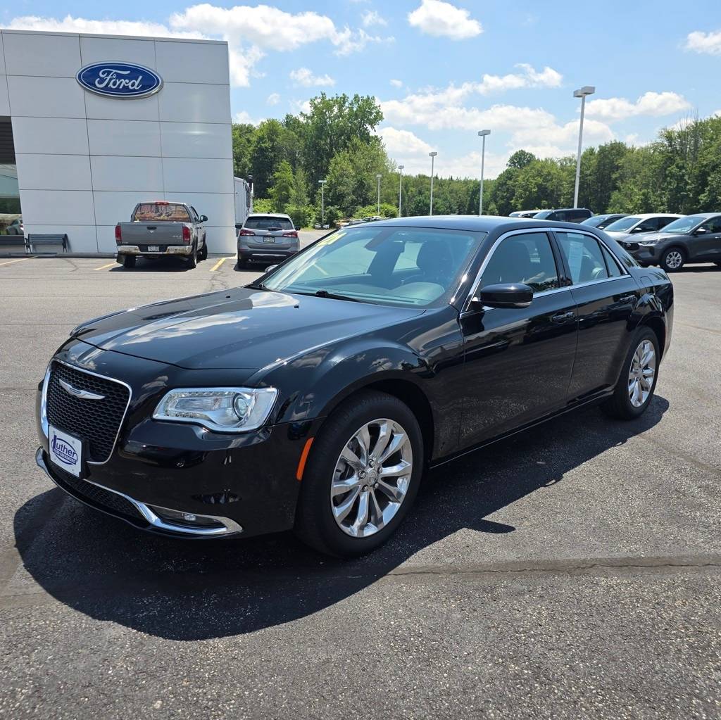 2021 Chrysler 300 Touring L — Sedan — 70,728 mi — Ebensburg, PA