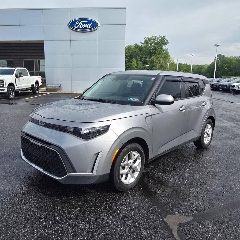 2023 Kia Soul LX — Hatchback — 37,435 mi — Ebensburg, PA